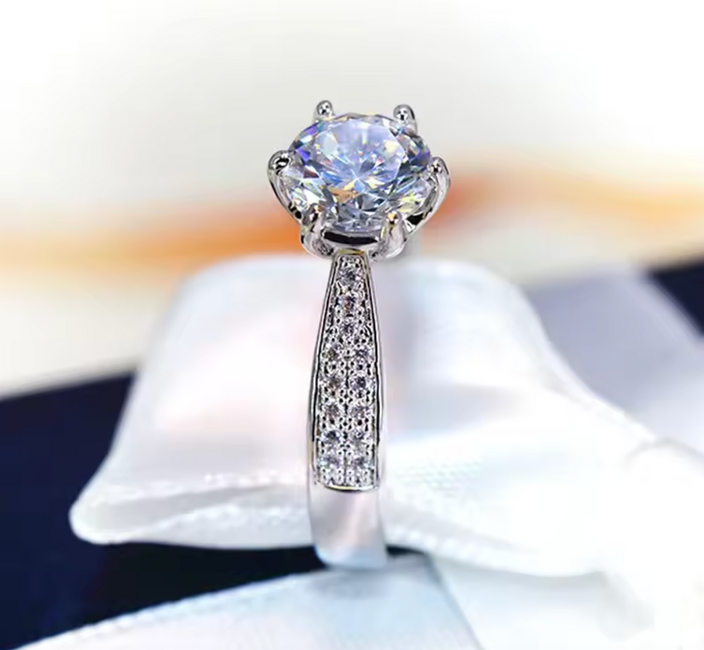 Classic 925 Sterling Silver 6-Prong Moissanite Ring for Women